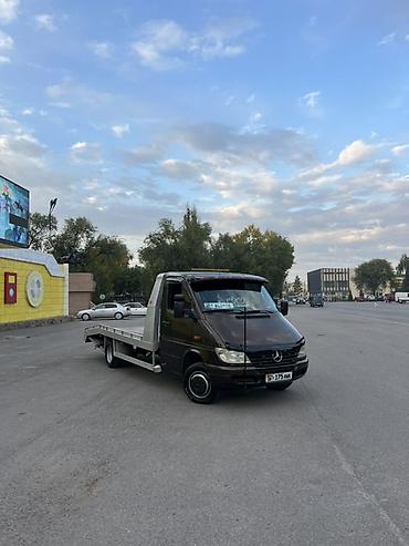 Эвакуатор, Mercedes-Benz, 2002 г., Ломаная