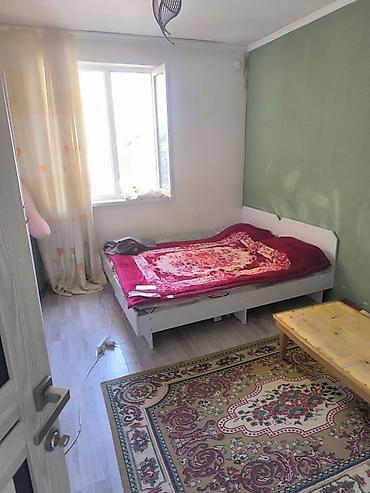 Продажа коттеджей и домов: Продается двухэтажный дом в 130 квадратных метров в районе рынка — 7