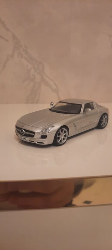 Heykəlciklər: Mercedes, 2008 il, 1:43, Dəmir