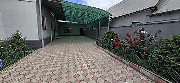 Продажа коттеджей и домов: 5 и более комнат, 350 м², 8 соток, Бишкек, Алтын-ордо ж/м Собственник — 6