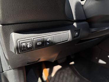 электро унаа: Toyota Corolla: 2022 г., 1.8 л, Вариатор, Гибрид, Седан — 9