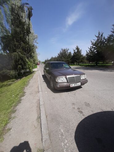 мерседес 220 ешка в Кыргызстан | Автозапчасти: Mercedes-Benz 220: 2.2 л | 1994 г. | Универсал