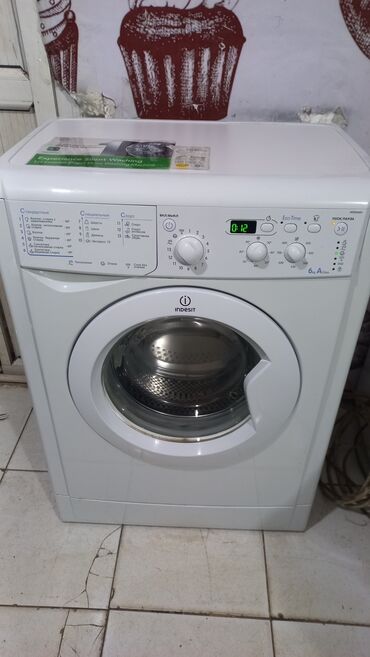 mini paltaryuyan maşın qiyməti: Paltaryuyan maşın Indesit, 6 kq, İşlənmiş, Avtomat, Ödənişli çatdırılma