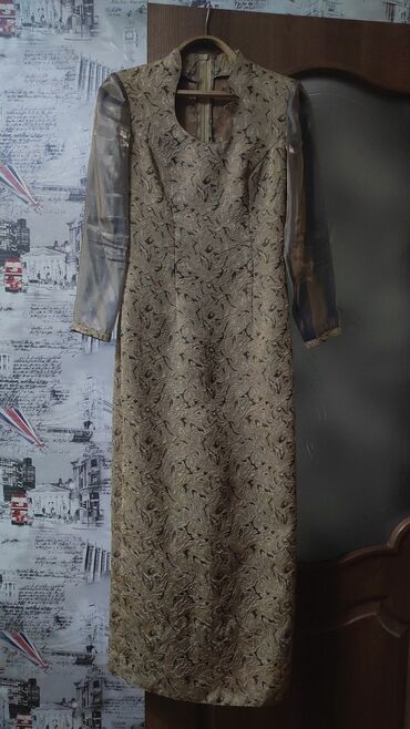 Вечернее платье, Классическое, Длинная модель, Парча, С рукавами, S (EU 36)