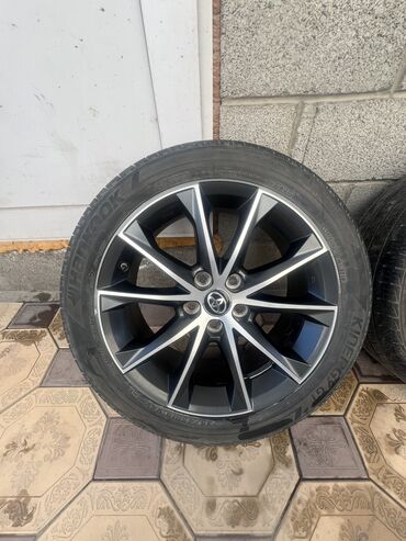Диски: Литые Диски R 18 Toyota, Комплект, отверстий - 5, Б/у