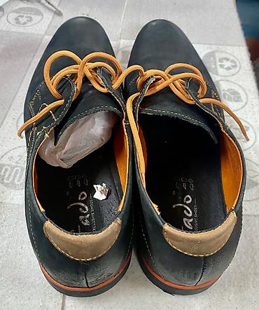 Кроссовки и спортивная обувь: Мужская обувь — набор из 3 пар Каждая по 1500 Состояние нового носили — 10