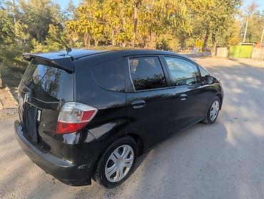 срочный: Honda Fit: 2010 г., 1.5 л, Автомат, Бензин, Универсал — 6