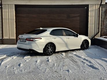 Toyota: Toyota Camry: 2018 г., 2.5 л, Автомат, Бензин, Седан — 8