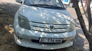 тайота фрунер: Белый хэтчбек Toyota Ist, Год 2002 Обьем 1,5 4вд оснащенный