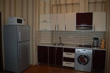 Uzunmüddətli kirayə mənzillər: Nərimanov metrosu Əliyar Əliyevdə 15 mərtəbəli binanın 13-cü — 5