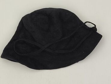 Hat, Female, condition - Very good