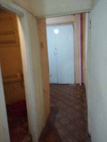 Аренда комнат: Kirayə üçün ayrıca otaq - Geniş, işıqlı otaq: divar kağızlı, hündür — 4