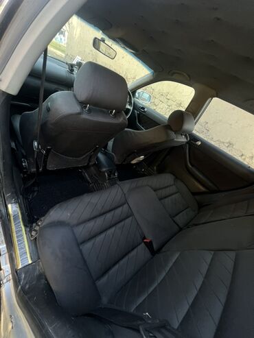 Audi: Audi A3: 2001 г., 1.8 л, Автомат, Бензин, Хэтчбэк — 3