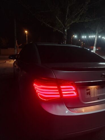 Chevrolet: Chevrolet Cruze: 1.4 l | 2014 il 20086 km Sedan — 9