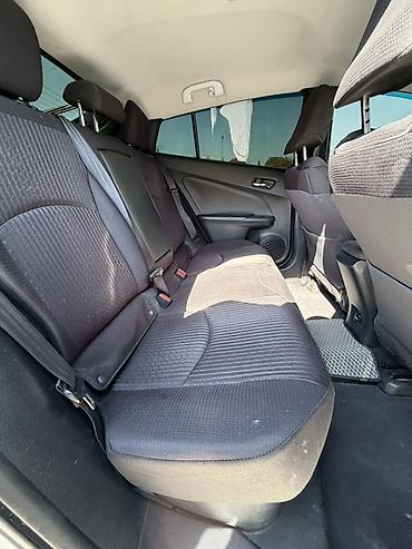 2017: Toyota Prius: 2017 г., 1.8 л, Вариатор, Гибрид, Хэтчбэк — 6