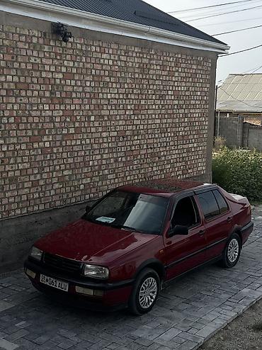 Volkswagen: Volkswagen Vento: 1994 г., 1.8 л, Седан — 5