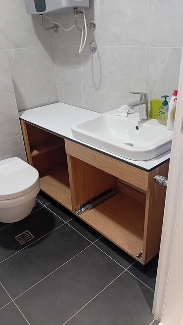 Ostali nameštaj: Nameštaj po meri od punog drveta univera i medijapana farbanog — 14