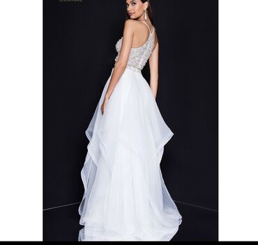 абсолютное новое платье: Продается платье от Terani couture Абсолютно новая Надевали только