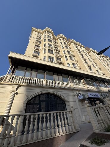 помещение бизнес: Срочно продается Коммерческое Помещение в развивающемся районе