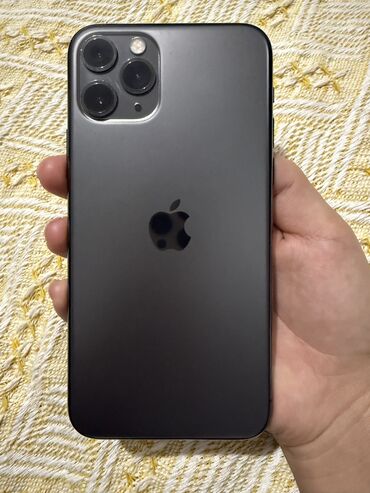 Apple iPhone: IPhone 11 Pro, Б/у, 256 ГБ, Space Gray, Чехол, 70 %