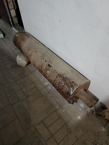 бак для воды 1000 литров: Bele bir kalonka var 2 metre yaxindir.Qalin demirden duzelib istifade — 1