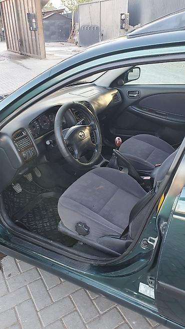 corolla 2004: Toyota Avensis: 2001 г., 1.8 л, Механика, Бензин, Универсал — 6