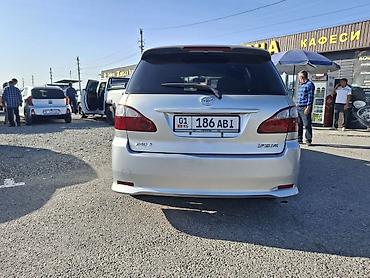 Toyota: Toyota Ipsum: 2003 г., 2.4 л, Автомат, Бензин, Минивэн — 6