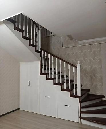 Деревянные лестницы: Деревянная лестница Для дома, Форма лестницы: Много-маршевая, Стиль: Классический — 1