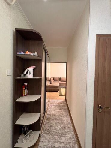 сдаю квартиру долгосрочно джал: 1 комната, 38 м², 105 серия, 1 этаж, Евроремонт