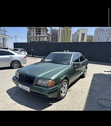 вдоль реки: Mercedes-Benz C-Class: 1995 г., 1.8 л, Механика, Бензин, Седан — 2