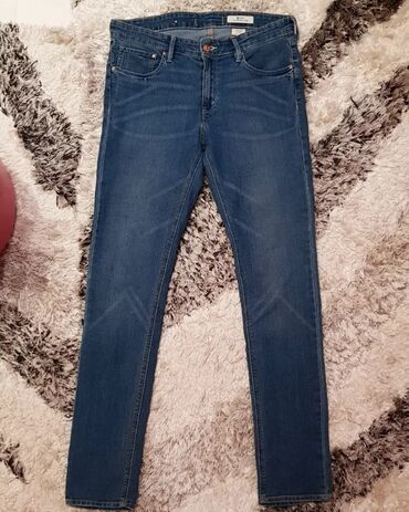 lila pantalone: Farmerke H&M savrsene