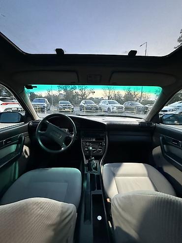 лобовое с4: Audi 100: 1992 г., 2.3 л, Механика, Бензин, Универсал — 9