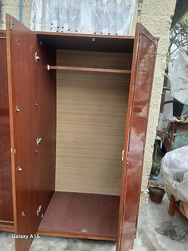 ikinci el skaf: İşlənmiş, 3 qapılı, Qəhvəyi, Taxta, Açılan, Düz dolab — 4