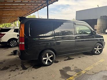 Продажа авто: Honda Stepwgn: 2003 г., 2 л, Автомат, Газ, Минивэн — 3