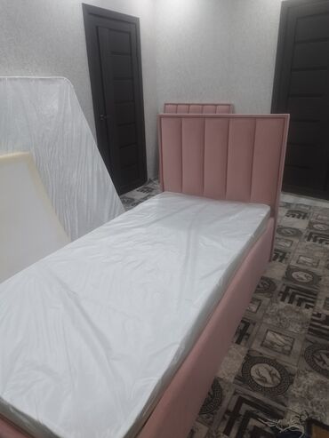 Двуспальные кровати: Двуспальная кровать, С ящиком для хранения, длина - 200 см — 20