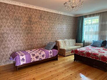 Bağ evlərinin kirayəsi: 130 kv. m, 4 otaqlı, Hovuzlu, Kombi, Qaz, İşıq — 22