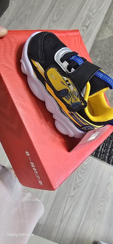 nike react: Детские кроссовки с персонажем из мультфильма Cars (Dinoco 51). фирма — 2