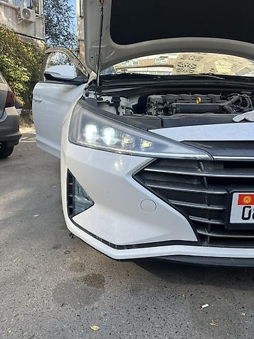 getz балка: Передняя правая фара Hyundai 2019 г., Б/у, Оригинал, Корея — 1