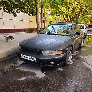 luaz satilir: Mitsubishi Galant sedan - Kuzov: 4 qapılı sedan, qara rəng - Nömrə — 6