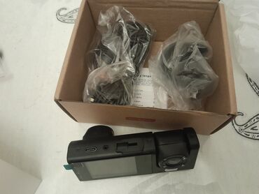 Аудиотехника: Avtomobil üçün DVR/Qara qutu kamera Xüsusiyyətlər: - Ön kamera: F/2.0
