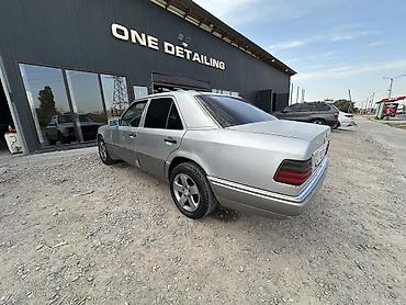 220 mers: Mercedes-Benz W124: 1993 г., 2.2 л, Автомат, Бензин, Седан — 4