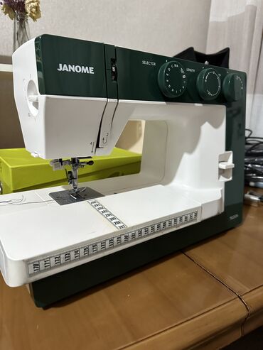Швейные машины: Швейная машина Janome, Автомат