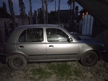 недорогое авто: Nissan March: 2000 г., 1 л, Автомат, Бензин, Хэтчбэк