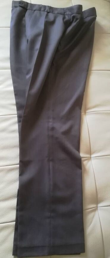Pantalone: Pantalone 2 kom sve za 500 din vel XL/XXL. Crne i plave na crtu. Crne — 9