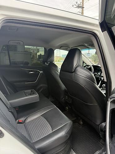 rav4 se: Toyota RAV4: 2019 г., 2.5 л, Автомат, Гибрид, Кроссовер — 8