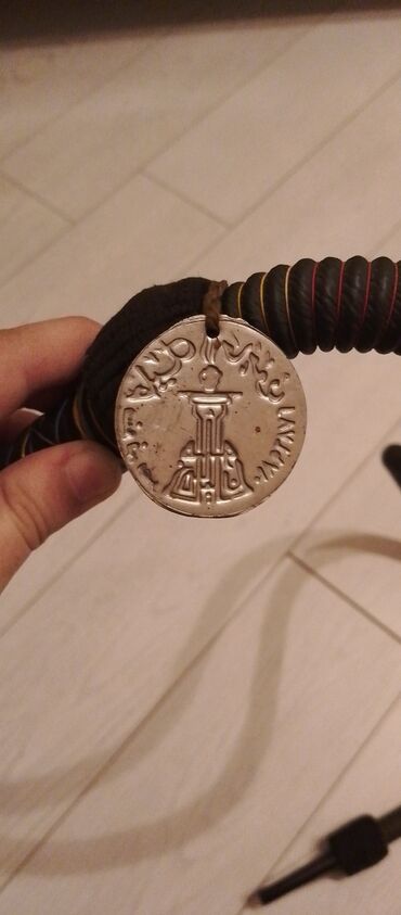 Qəlyan, vayp və aksesuarları: Qədim qəlyan aparatı tam işlək vəziyyətdə Üzərindəki naxışlar əl işi -da lalafo.az — 14 Qəlyan, vayp və aksesuarları: Qədim qəlyan aparatı tam işlək vəziyyətdə Üzərindəki naxışlar əl işi — 14