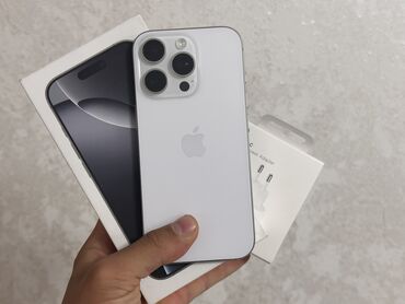 Apple iPhone: IPhone 16 Pro, Б/у, 128 ГБ, Зарядное устройство, Защитное стекло, Чехол, 92 %