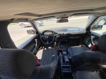 BMW: BMW 5 series: 1990 г., 0.3 л, Механика, Бензин, Седан — 3