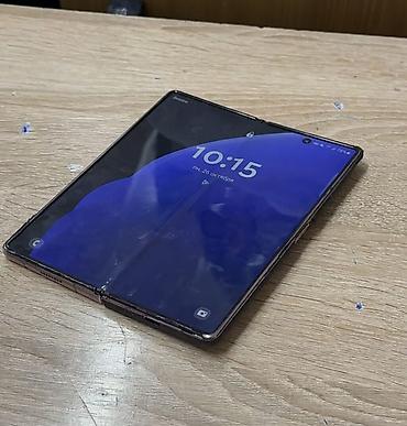 galaxy folder: Samsung Galaxy Z Fold 2, Б/у, 256 ГБ, цвет - Золотой, 1 SIM — 2