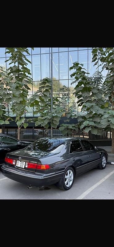daewoo matiz 2013: Toyota Camry: 2001 г., Седан — 5